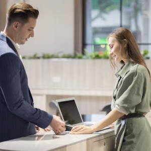 Asistente de IA para Recepción y Atención al Cliente